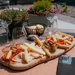 Domaine Des Thermes Hotel