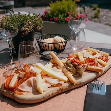 Domaine Des Thermes Hotel